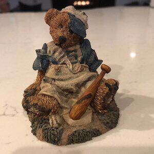 Boyds Bears & Friends Resin Figurine Style # 2218 Homer on the Plate 3rd Edition
